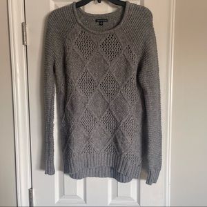 American Eagle Gray Sweater Size Small